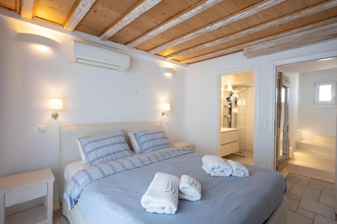Blue, White And Grey Suites 오르노스 외부 사진