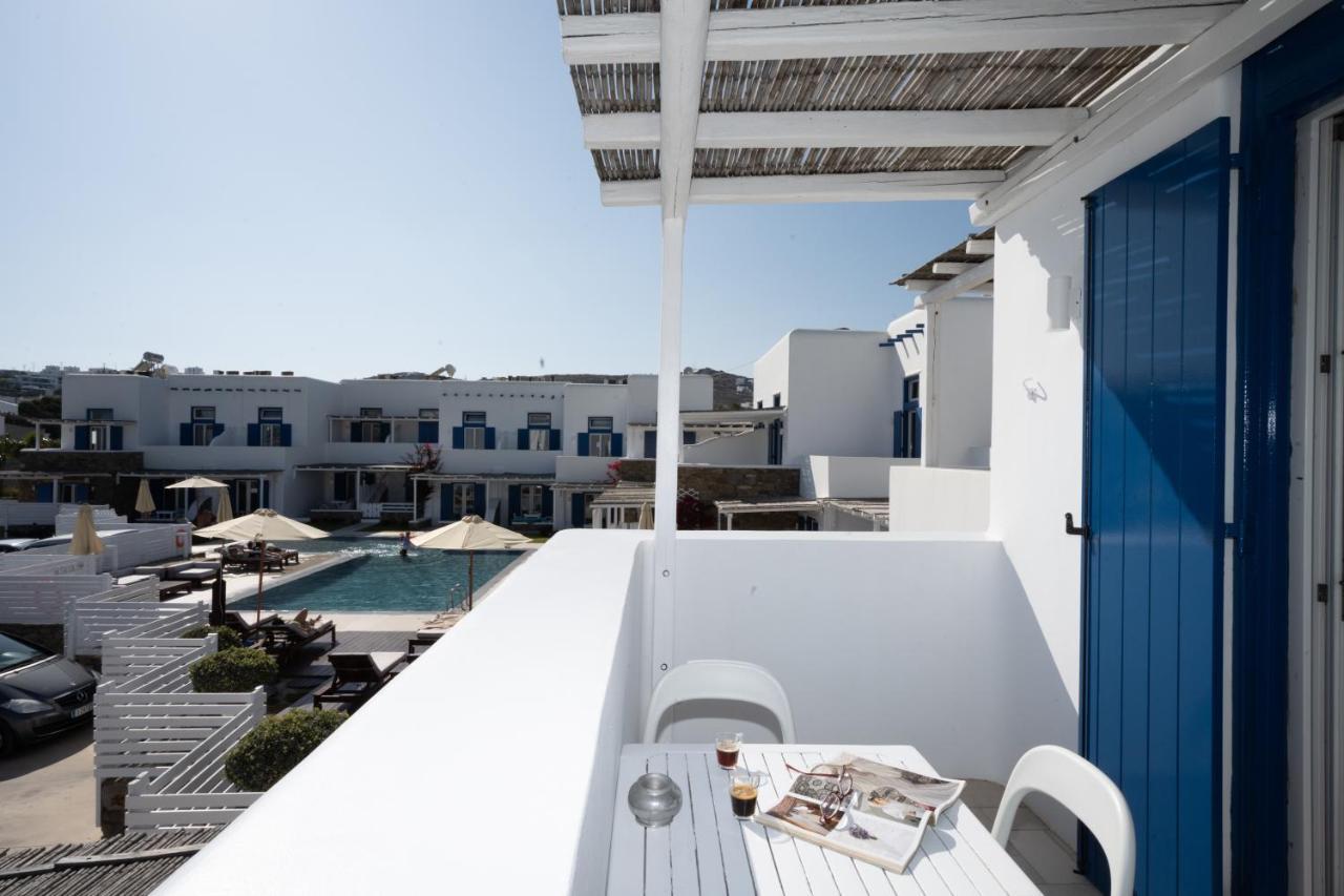 Blue, White And Grey Suites 오르노스 외부 사진